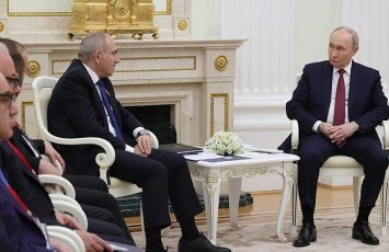 Ermənistanın geosiyasi sıxılması: Moskva səfərinin pərdəarxası və seçim illüziyası 