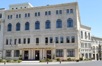 Konstitusiya Məhkəməsi Bakı Apellyasiya Məhkəməsinin müraciəti üzrə qərar verib