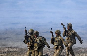 Dünya yeni hərbi-siyasi nizama doğru: NATO tarixi qürubun bir addımlığında!