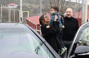 Президент подарил семье Аяза КАМАЗ - Видео-ФОТО