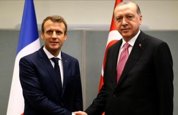 Ərdoğan Makronla İran və Qafqazı müzakirə etdi