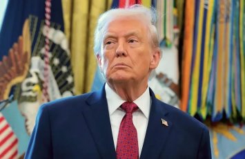 Tramp bu dəfə xilaskar-loğman oldu... - FOTO