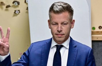Orbanın 16 illik hakimiyyətinə son qoyan Peter Madyar kimdir? - DOSYE