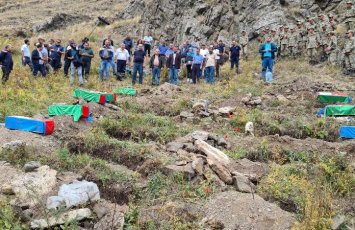 Başlıbeldən olan jurnalist telekanallara çağırış etdi