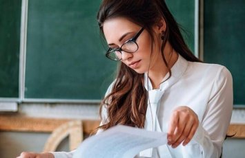 Müəllimlərin iş yerinin dəyişdirilməsinə sənəd qəbulu bitir