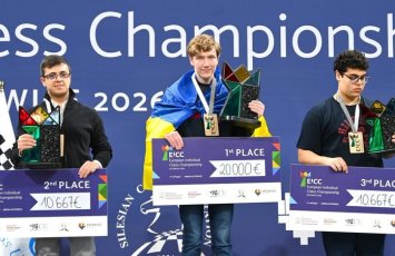 Avropa çempionatında yer tutan Azərbaycan şahmatçıları mükafatlandırıldı - FOTO