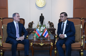 Ceyhun Bayramov tailandlı həmkarına azad edilmiş ərazilərdəki bərpa işləri barədə məlumat verdi - FOTO