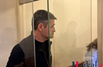 Kafe sahibini bıçaqlayan şəxsə hökm oxundu