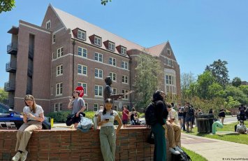 ABŞ-da tələbə Netanyahunu oxuduğu universiteti bombalamağa çağırdı...-FOTO