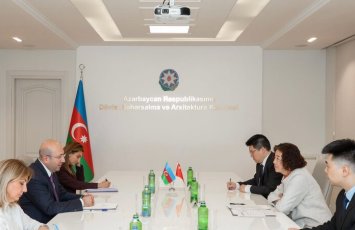 Azərbaycan və Çin arasında dayanıqlı şəhərsalma üzrə əməkdaşlıq müzakirə edilib