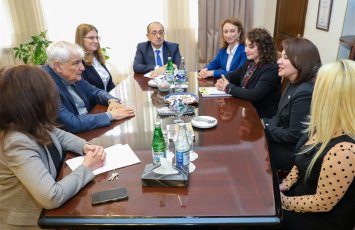 ADU-da “Gələcəyin İngilis Dili (Future English)” layihəsinin yekunlarına həsr olunmuş tədbir keçirilib - FOTO