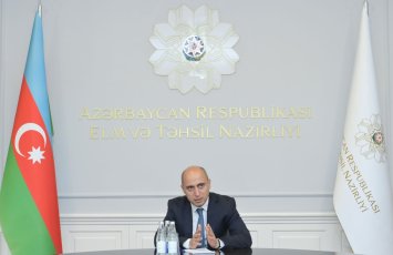 Emin Əmrullayev internat məktəblərinin direktorları ilə görüşdü - FOTO