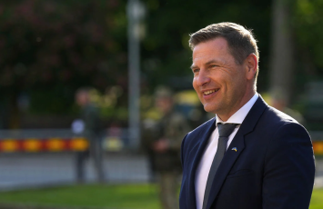 Pevkur: Tərəfdaşlar Ukraynaya dəstəyi davam etdirməlidirlər