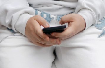 Норвегия готовит запрет соцсетей для детей до 16 лет