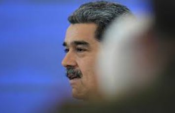 Власти США разрешили Венесуэеле оплатить юридические услуги для Мадуро