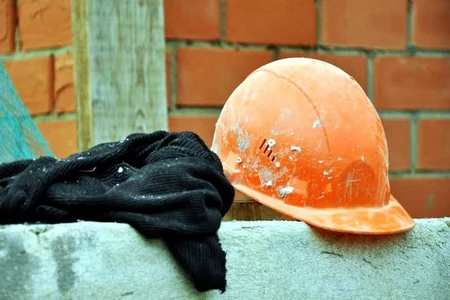 В Баку трагически погиб рабочий