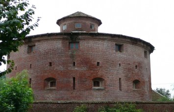 Dairəvi qalada bərpa işlərinə başlanıldı - FOTO