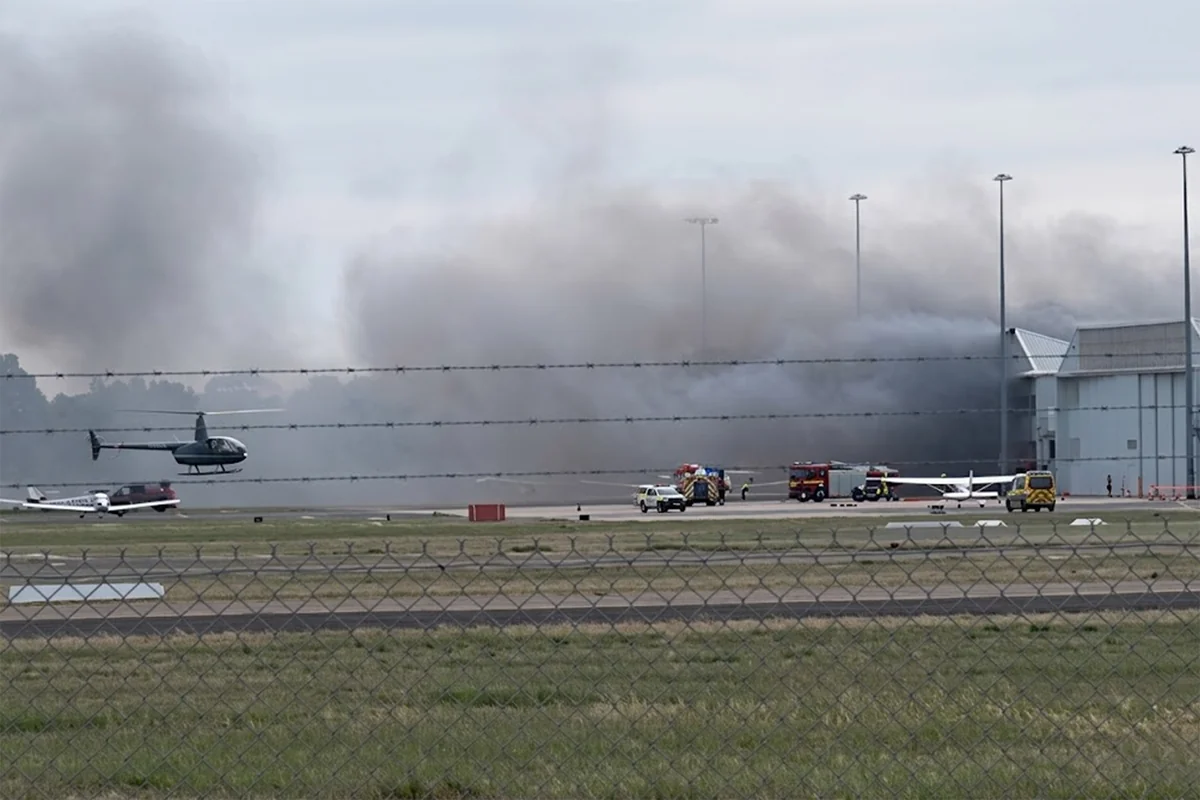 Avstraliyada təyyarə anqara çırpıldı: İki nəfər öldü, xeyli yaralı var - VİDEO