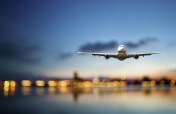 Bakıya uçan təyyarə Qazaxıstana təcili eniş etdi