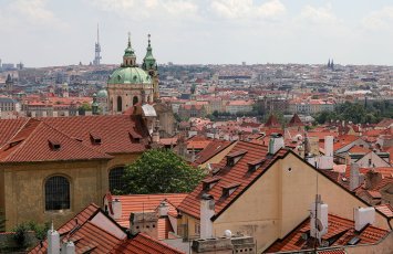 Сейф посла Армении похитили из здания посольства в Праге