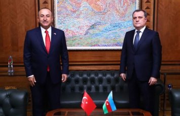 Байрамов пожелал выздоровления подвергшемуся нападению брату Мевлюта Чавушоглу