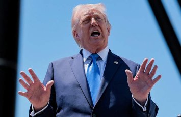 Трамп пригрозил ЕС повышением тарифов при невыполнении условий торговой сделки