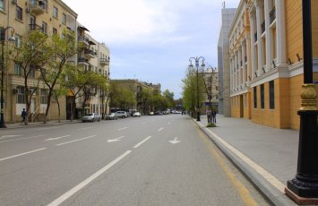 В центре Баку создадут новую полосу микромобильности