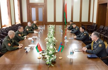 Azərbaycan və Belarus MN-in hərbi informasiya nümayəndələrinin işçi görüşü keçirilib - FOTO