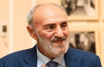 Акиф Исламзаде выписан из больницы