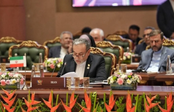 Abbas Əraqçi: Əməkdaşlıq yeganə xilas yoludur