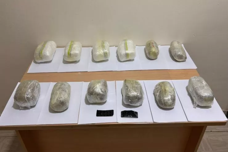 Külli miqdarda narkotikin Azərbaycana keçirilməsinin qarşısı alındı - FOTO