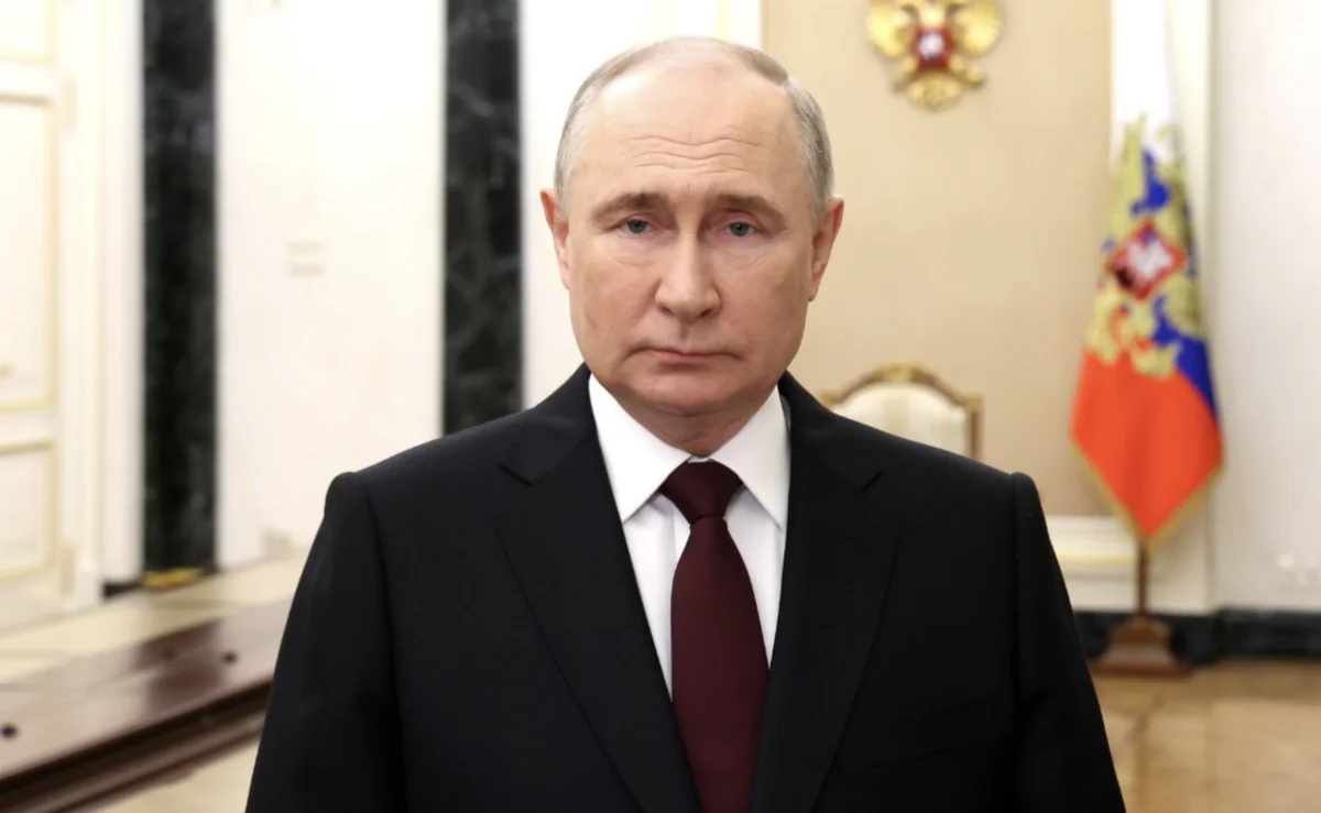Vladimir Putin Pekinə səfər edib