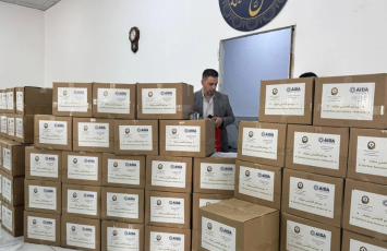 Azərbaycan Kərkükdə 150 ailəyə bayram sovqatı çatdırıb