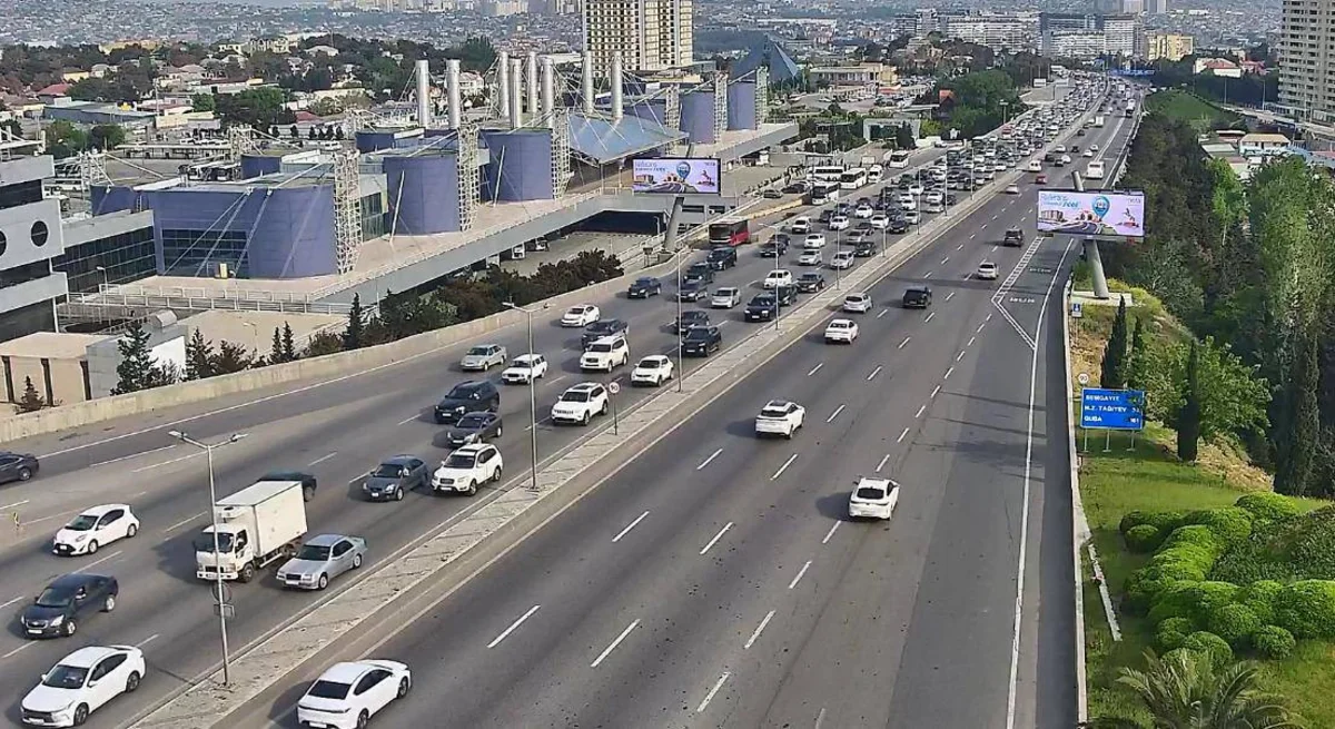 Bakının bu küçələrində sıxlıq var - SİYAHI