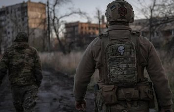 Ukrayna Rusiyada neft terminalı və bazasına hücum etdi