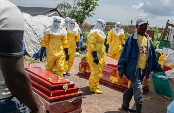 Ebola dəhşəti böyüyür