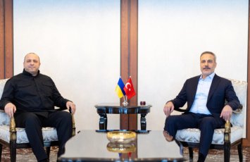 Hakan Fidan Rüstəm Umerovla görüşdü