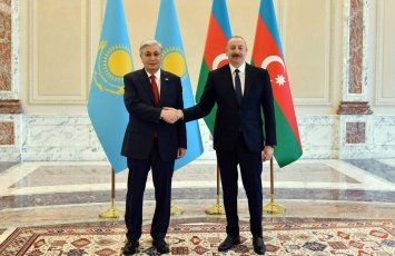 Kasım-Jomart Tokayev Prezident İlham Əliyevi təbrik edib
