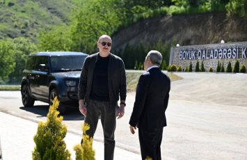 Президент Ильхам Алиев ознакомился с работами в селе Бёюк Галадереси Шушинского района, встретился с жителями-ФОТО