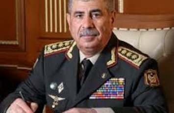 Закир Гасанов поздравил личный состав азербайджанской армии с Днем независимости