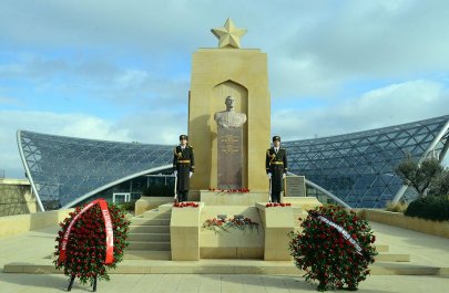 Həzi Aslanovun 115 illiyi qeyd olundu - FOTO/VİDEO