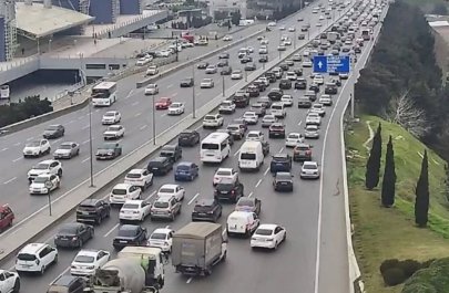 Bakı-Sumqayıt şosesində tıxac yaranıb - FOTO