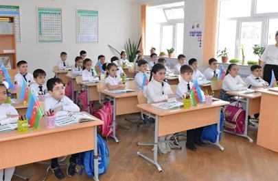 Yeni dərs ili köhnə problemlərlə başladı: təhsilin ilk günündə ciddi ÇAĞIRIŞ