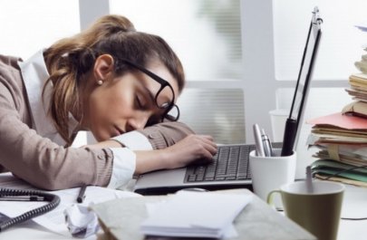 Xroniki yorğunluq sadəcə yuxu çatışmazlığı deyil - Səhiyyə Nazirliyinin mütəxəssis-eksperti AÇIQLADI