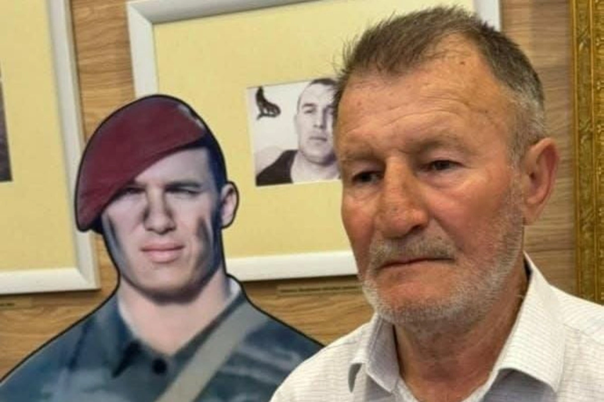Mübariz İbrahimovun atasının vəfatından bir il ötür - FOTO