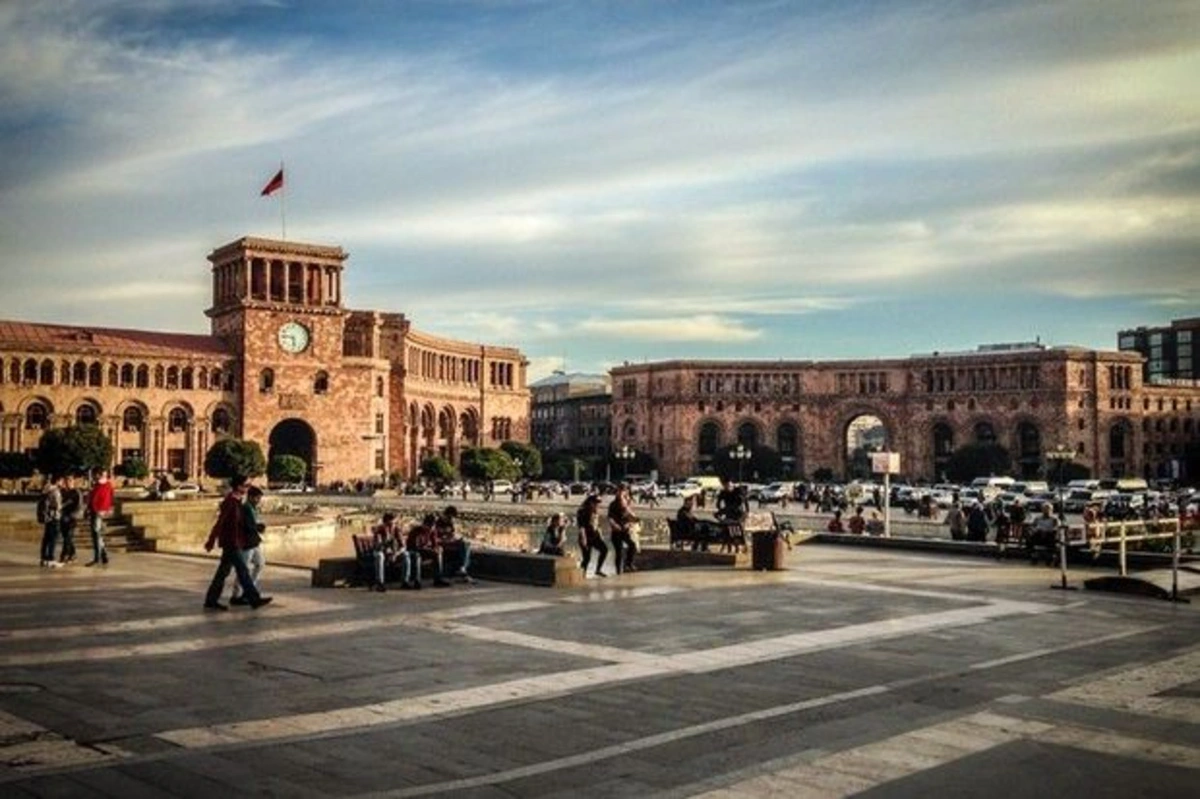 Ermənistanda ARA QARIŞDI, Xocalı cəlladları hərəkətə keçdilər - VİDEO