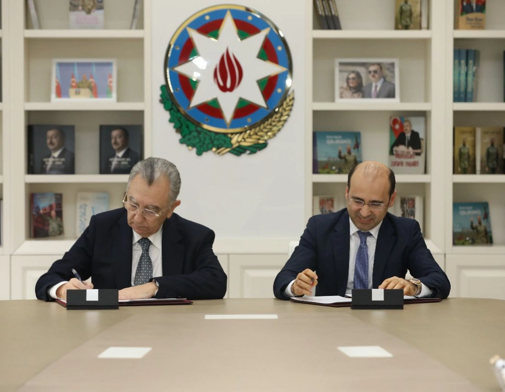 Zəfər Parkı və Zəfər Muzeyi 