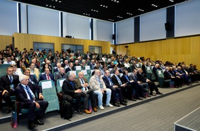 UNEC-də beynəlxalq elmi-praktiki konfrans öz işinə başladı - FOTOLAR