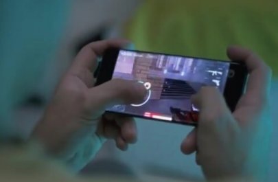 Məktəblilər təhlükə saçan oyunlara necə qoşulmalarından DANIŞDILAR - VİDEO