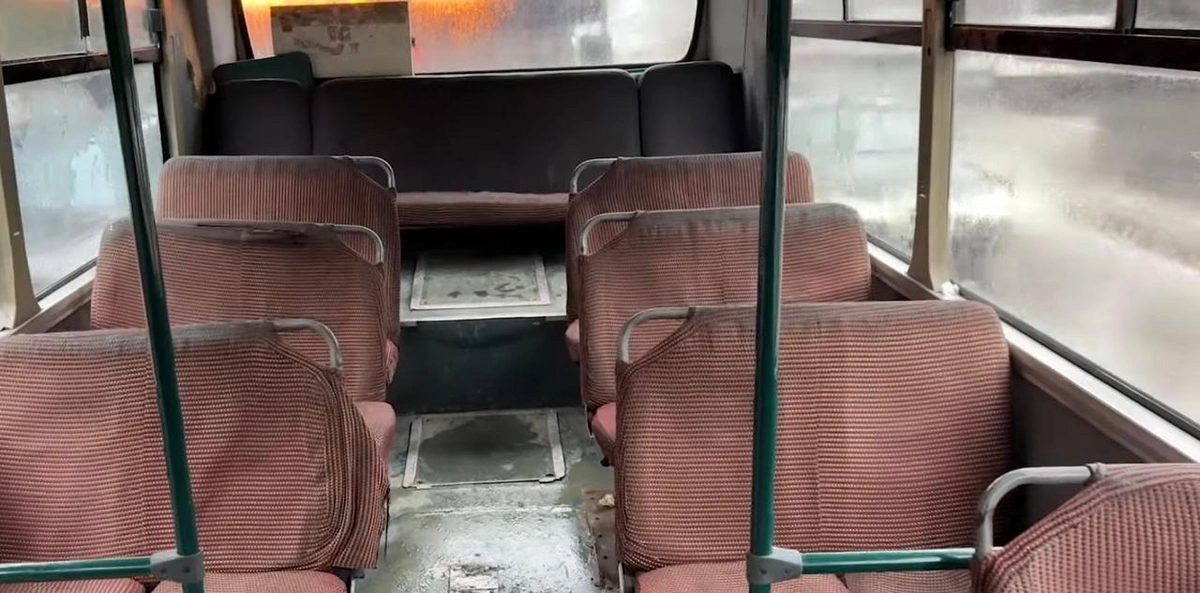 Çirkli və sınıq avtobuslar: Bakıda sərnişin daşınmasında ciddi problem - VİDEO